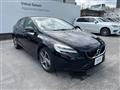 2017 Volvo V40