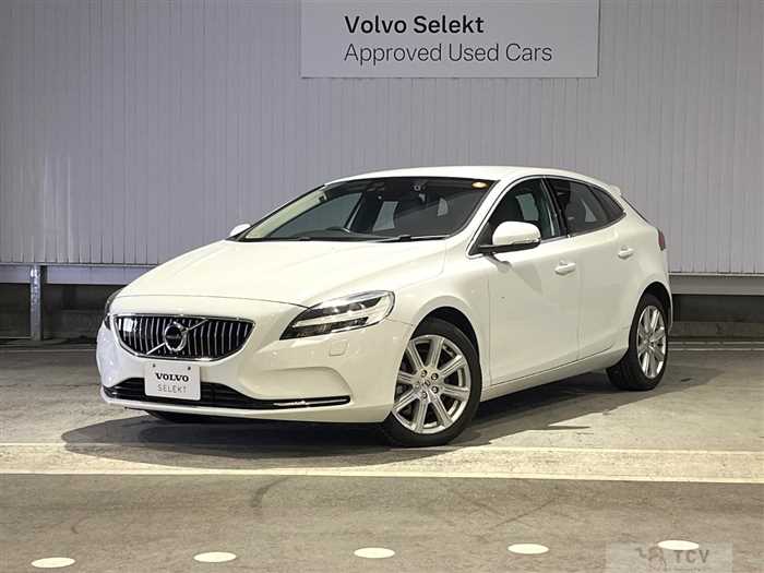 2017 Volvo V40