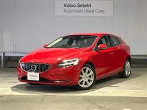2018 Volvo V40