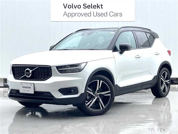 2021 Volvo XC40