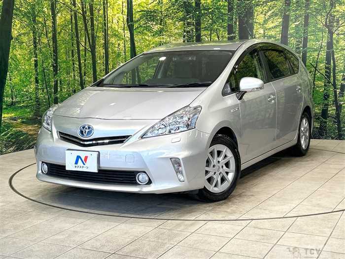 2012 Toyota PRIUS α