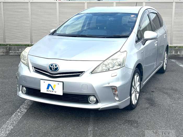 2012 Toyota PRIUS α