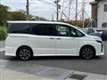 2021 Toyota Voxy