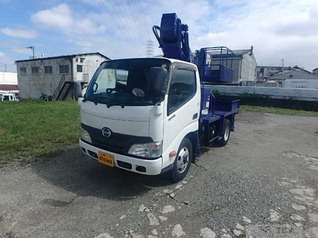 2013 Hino Dutro
