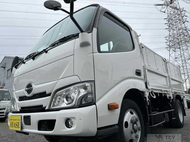 2021 Hino Dutro