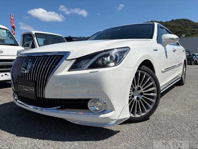 2015 Toyota Crown Majesta