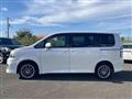 2010 Toyota Voxy