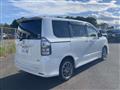 2010 Toyota Voxy