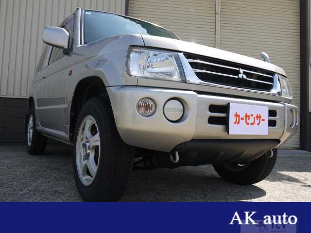 2004 Mitsubishi Pajero Mini