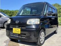 2011 Daihatsu Tanto
