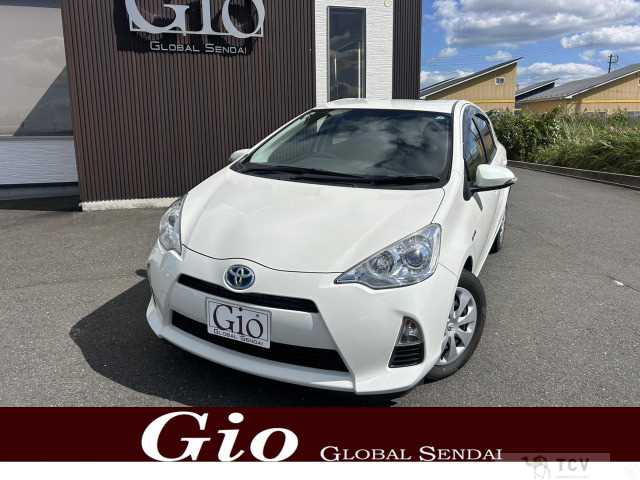 2013 Toyota AQUA