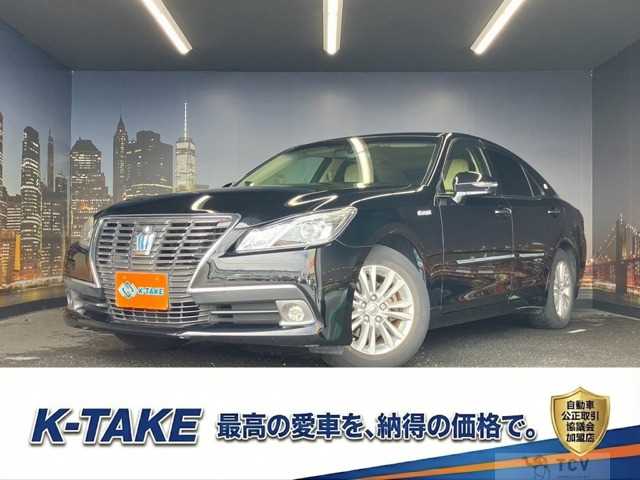 2013 Toyota Crown