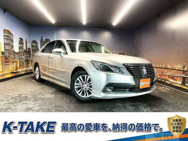 2013 Toyota Crown