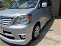 2004 Toyota Noah