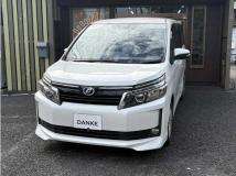2014 Toyota Voxy
