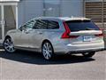 2017 Volvo V90