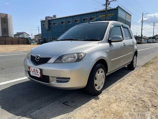 2005 Mazda Demio