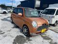 2005 Daihatsu Miragino