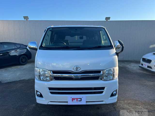2010 Toyota Hiace Van