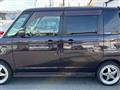 2010 Nissan ROOX