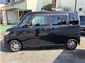 2010 Nissan ROOX