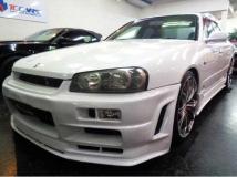 2000 Nissan Skyline