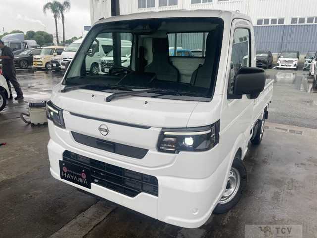 2026 Nissan Clipper Truck