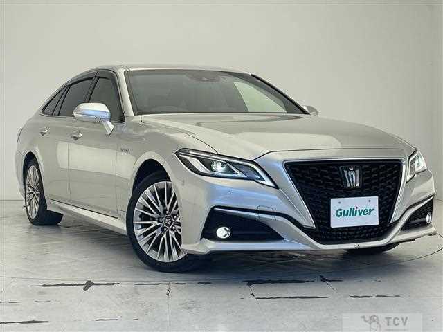 2020 Toyota Crown Hybrid