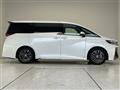 2025 Toyota Vellfire