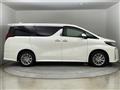 2022 Toyota Alphard Hybrid