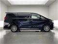 2022 Toyota Alphard Hybrid