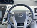 2013 Toyota PRIUS α