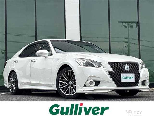 2014 Toyota Crown Hybrid