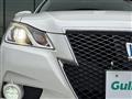 2014 Toyota Crown Hybrid