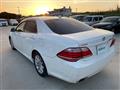 2011 Toyota Crown Royal Series