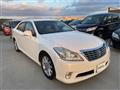 2011 Toyota Crown Royal Series
