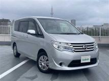 2015 Nissan Serena