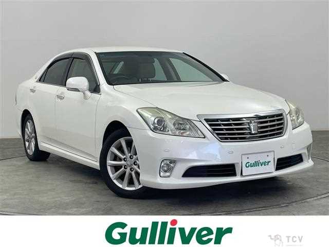 2012 Toyota Crown Royal Series