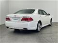 2012 Toyota Crown Royal Series