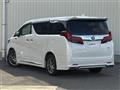 2020 Toyota Alphard Hybrid