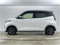 2022 Nissan Nissan Others