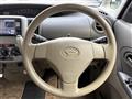 2011 Daihatsu Tanto