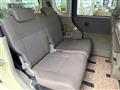 2011 Daihatsu Tanto