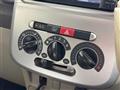 2011 Daihatsu Tanto