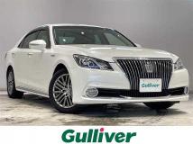 2014 Toyota Crown Majesta