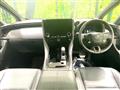 2025 Toyota Alphard Hybrid