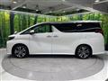 2023 Toyota Alphard