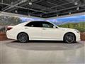 2014 Toyota Crown Hybrid
