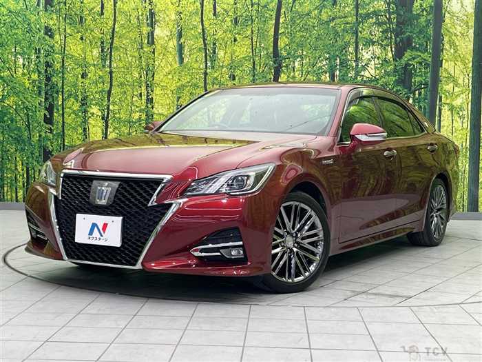 2015 Toyota Crown Hybrid