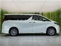 2018 Toyota Alphard Hybrid